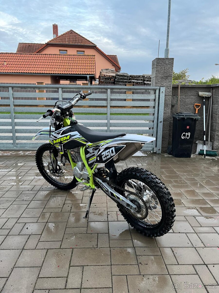 Minirocket pitstar 2 250cc