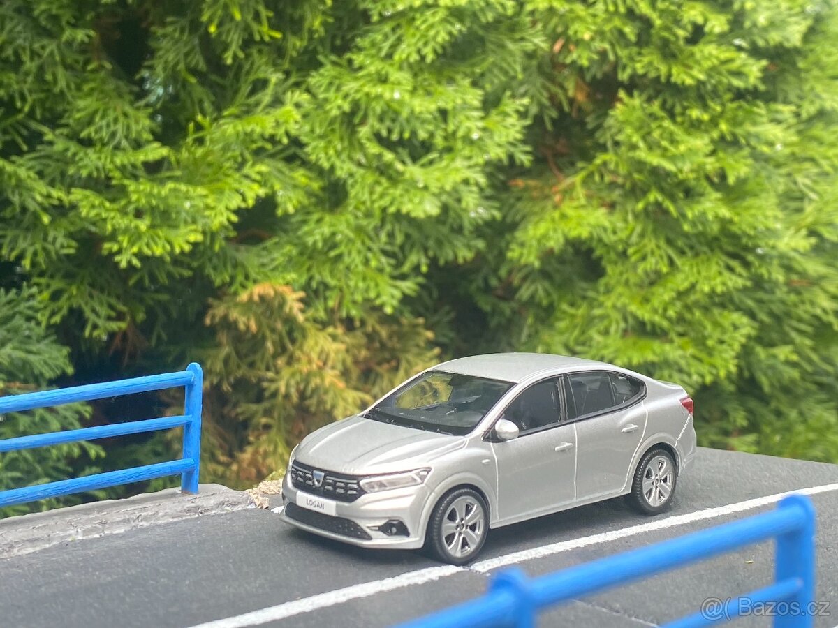 RENAULT/ DACIA zberatelsky model. - 3