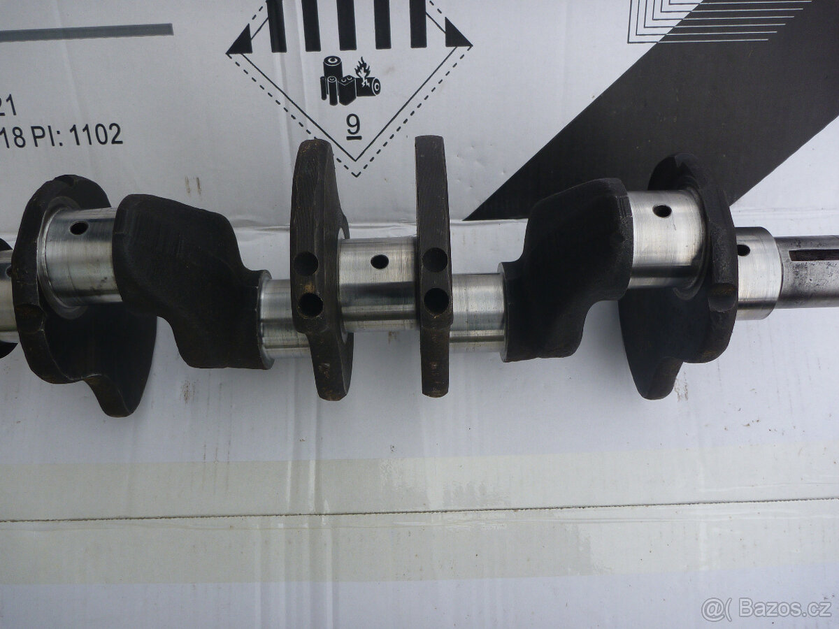 kliková hřídel škoda 440,felicie,octávie - 3