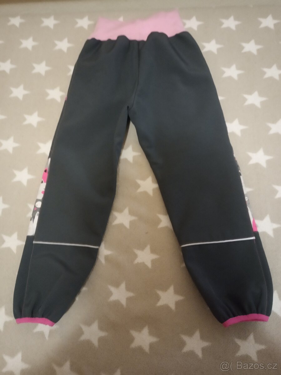 Prodáme dívčí softshell kalhoty - 3