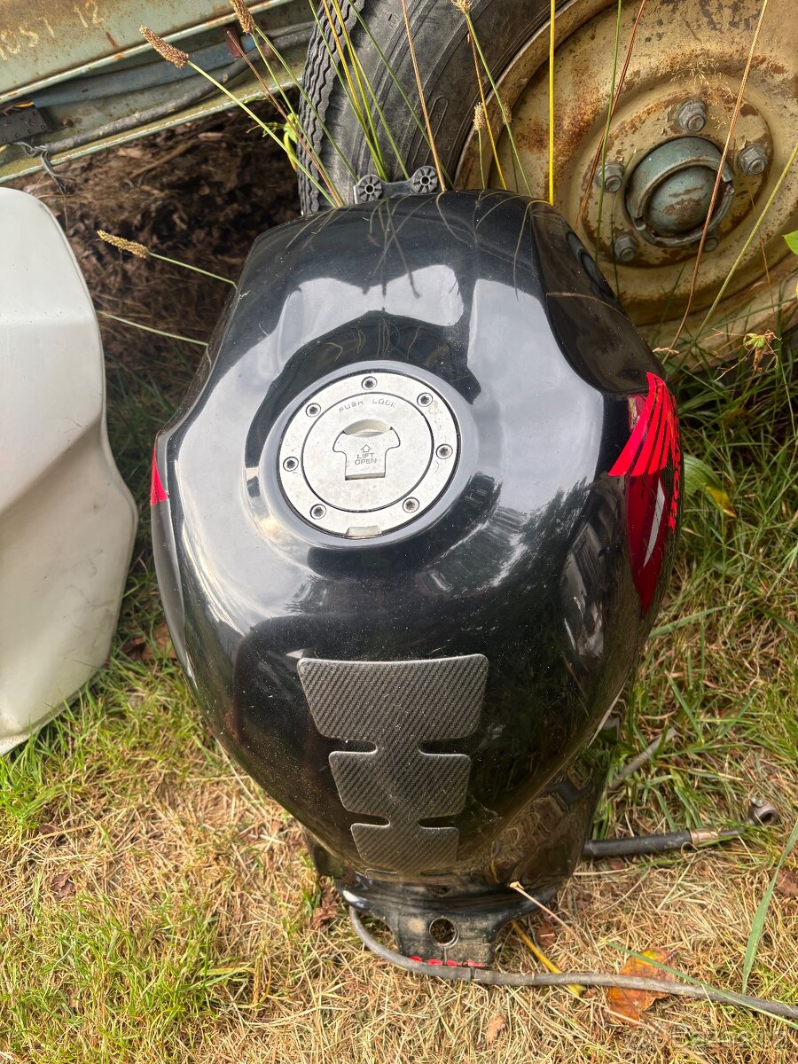 Nadrz na Honda CBR 929RR Fireblade - 3