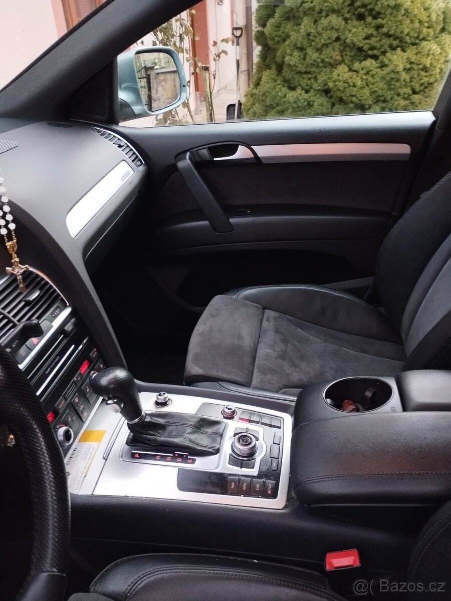 Prodám AUDI Q7 S- LINE 3.0TDI 176KW. - 3