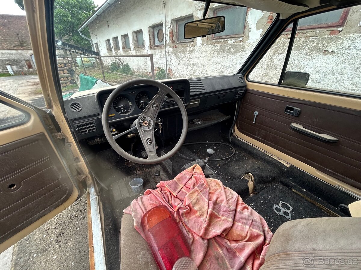 Golf mk1 na renovaci - 3