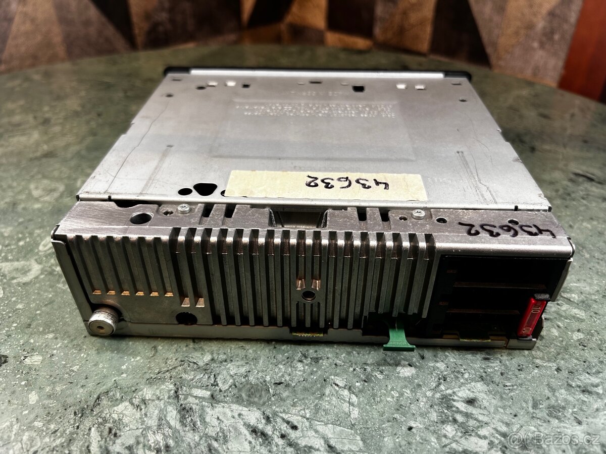 Mercedes Audio 30 - r129, w208 - 3