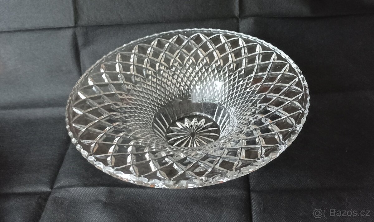 SKLENĚNÁ MÍSA - 3