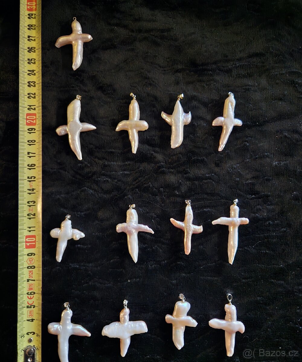 Perlové kříže - 3