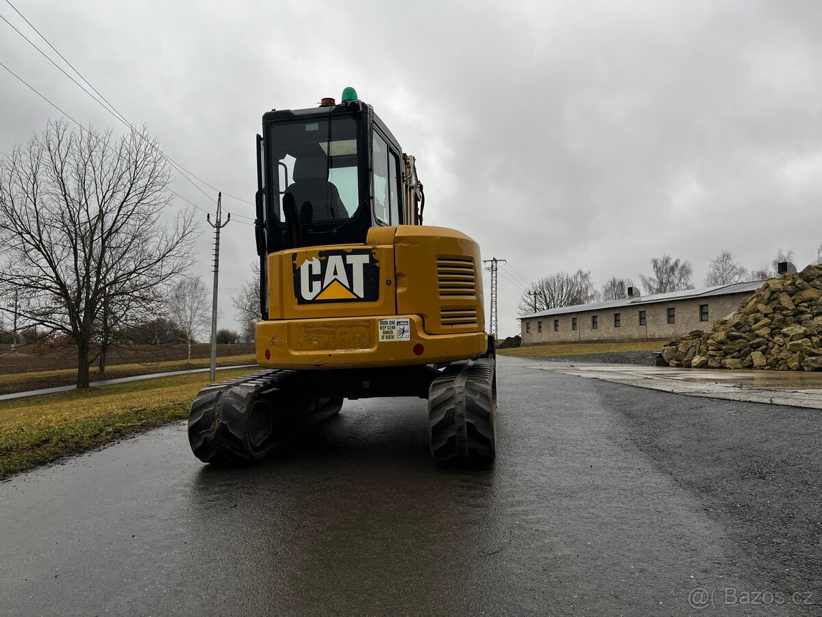 CAT 305 - 3