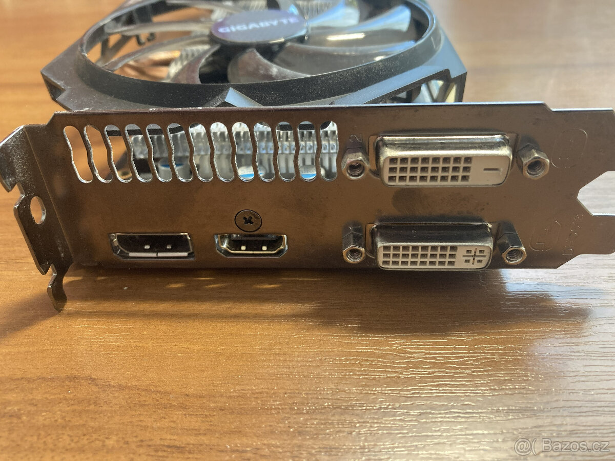 PC Phenom X6 - 3