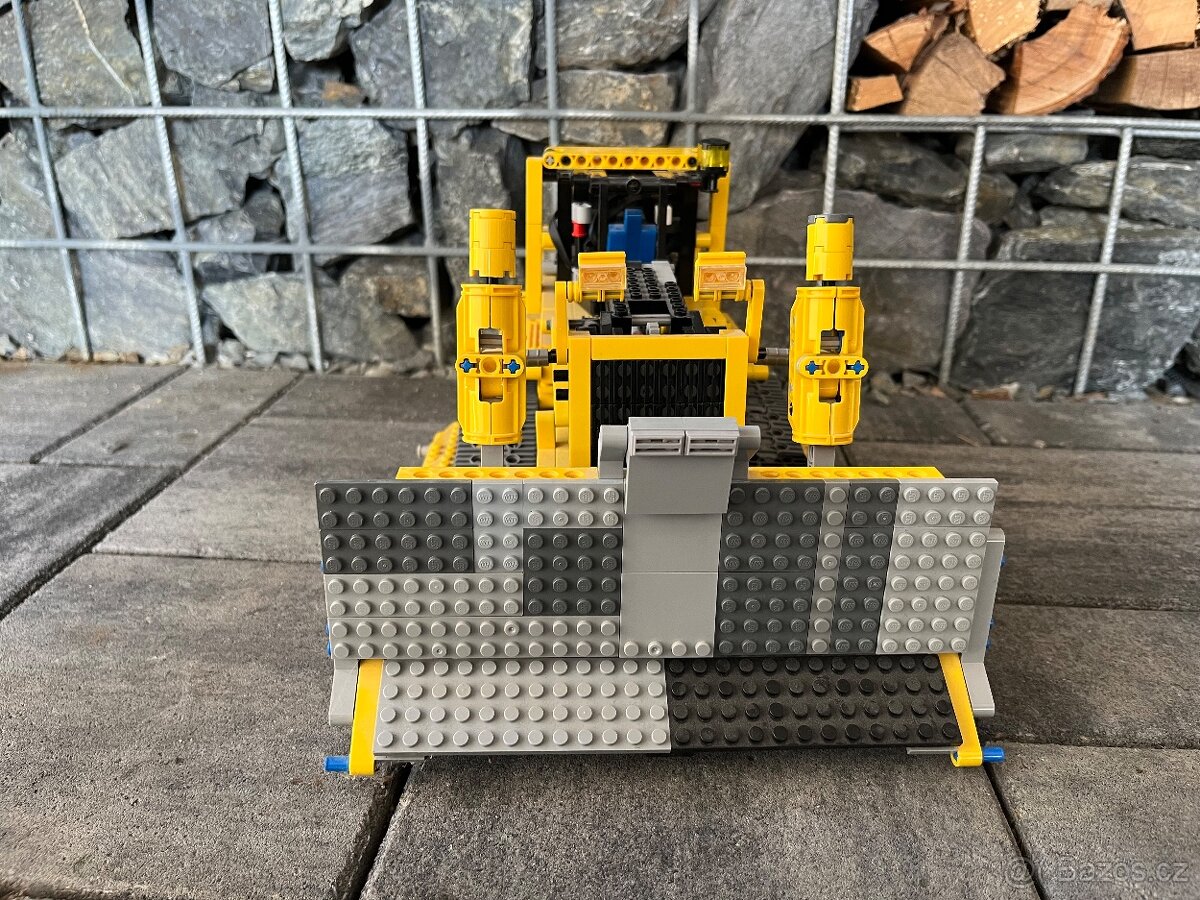 Prodám Lego Rc buldozer - 3