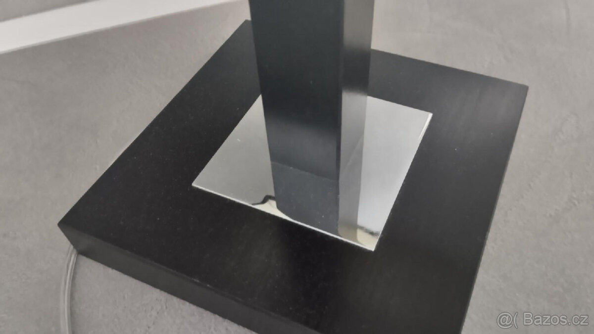 STOLNÍ SVÍTILNA - LAMPA - 3