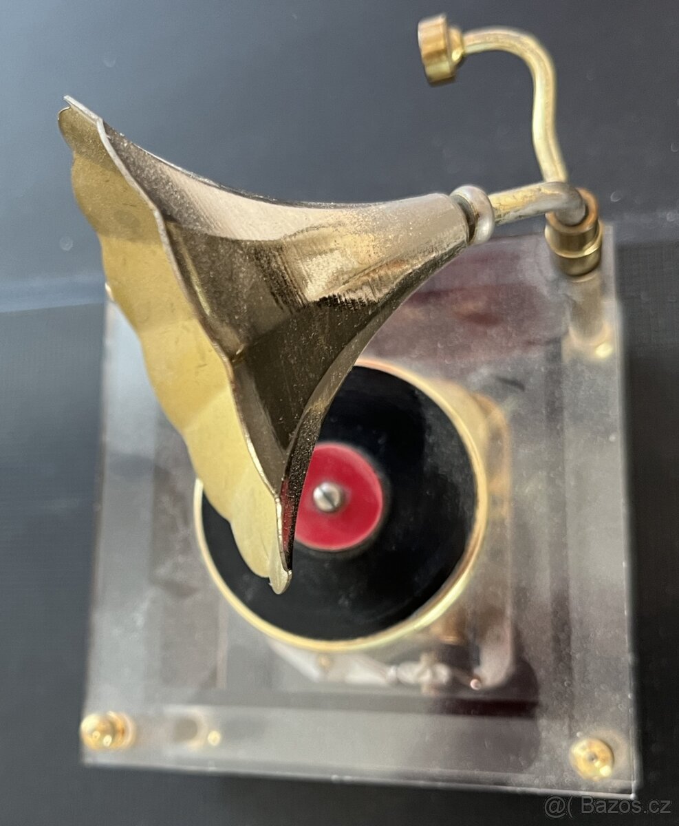 MALÁ HRACÍ SKŘÍŇKA - 3