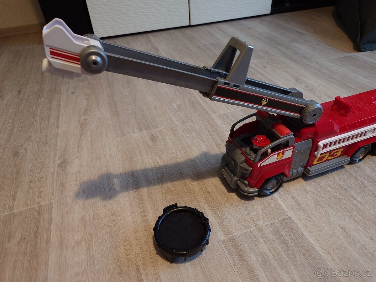 Spin Master Tlapková patrola velký hasičský vůz s efekty - 3