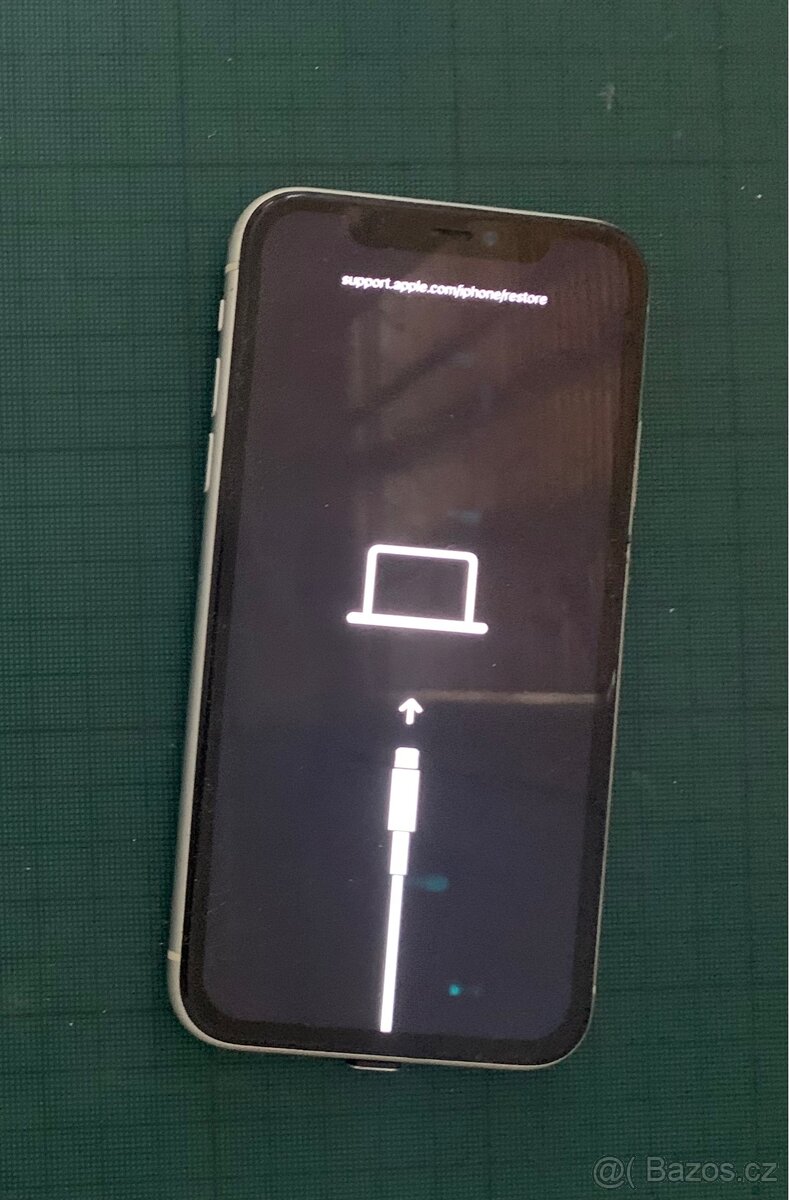 iPhone 11 - na náhradní díly - 3