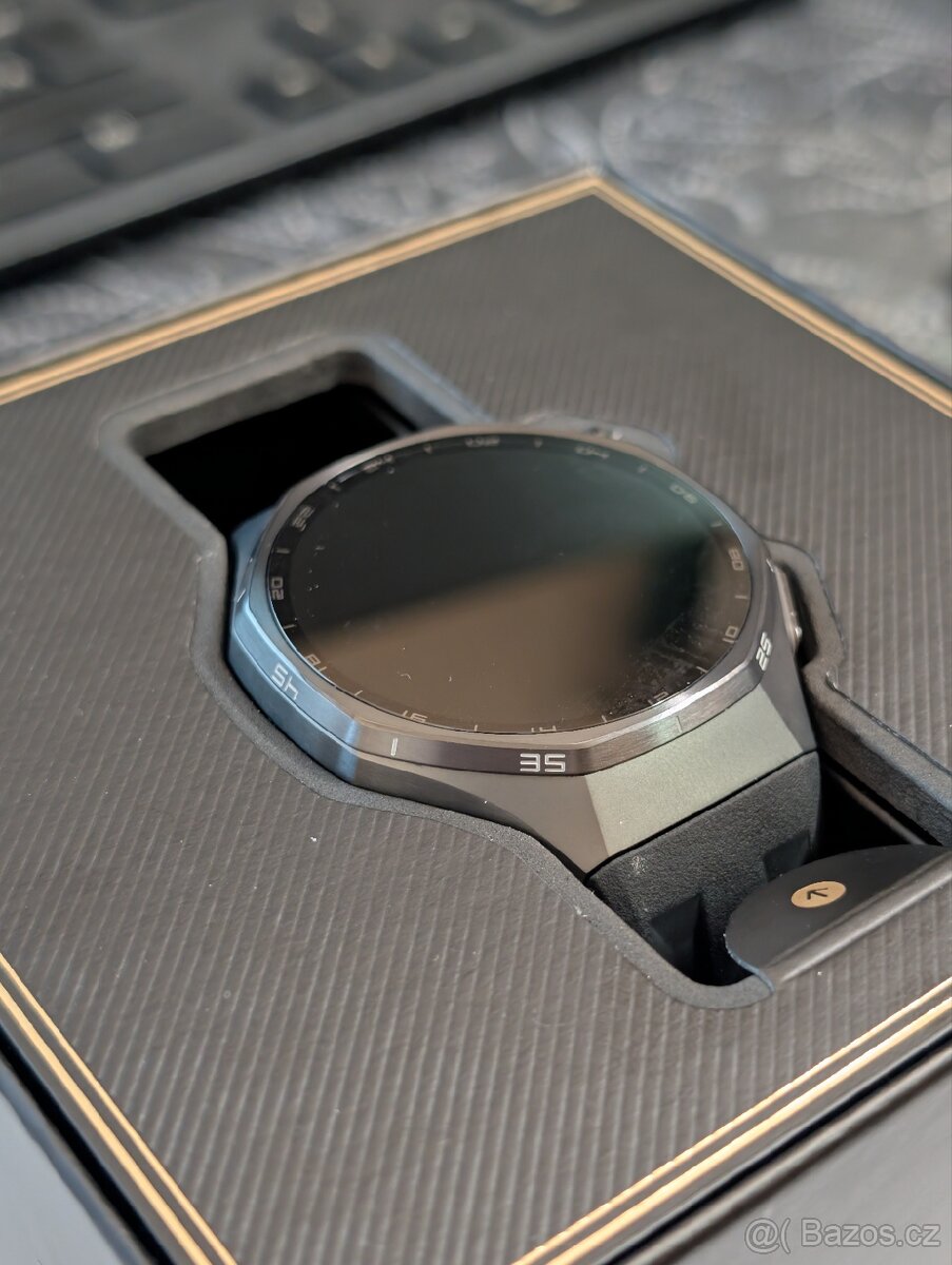 P: Huawei watch GT 6 pro - 3