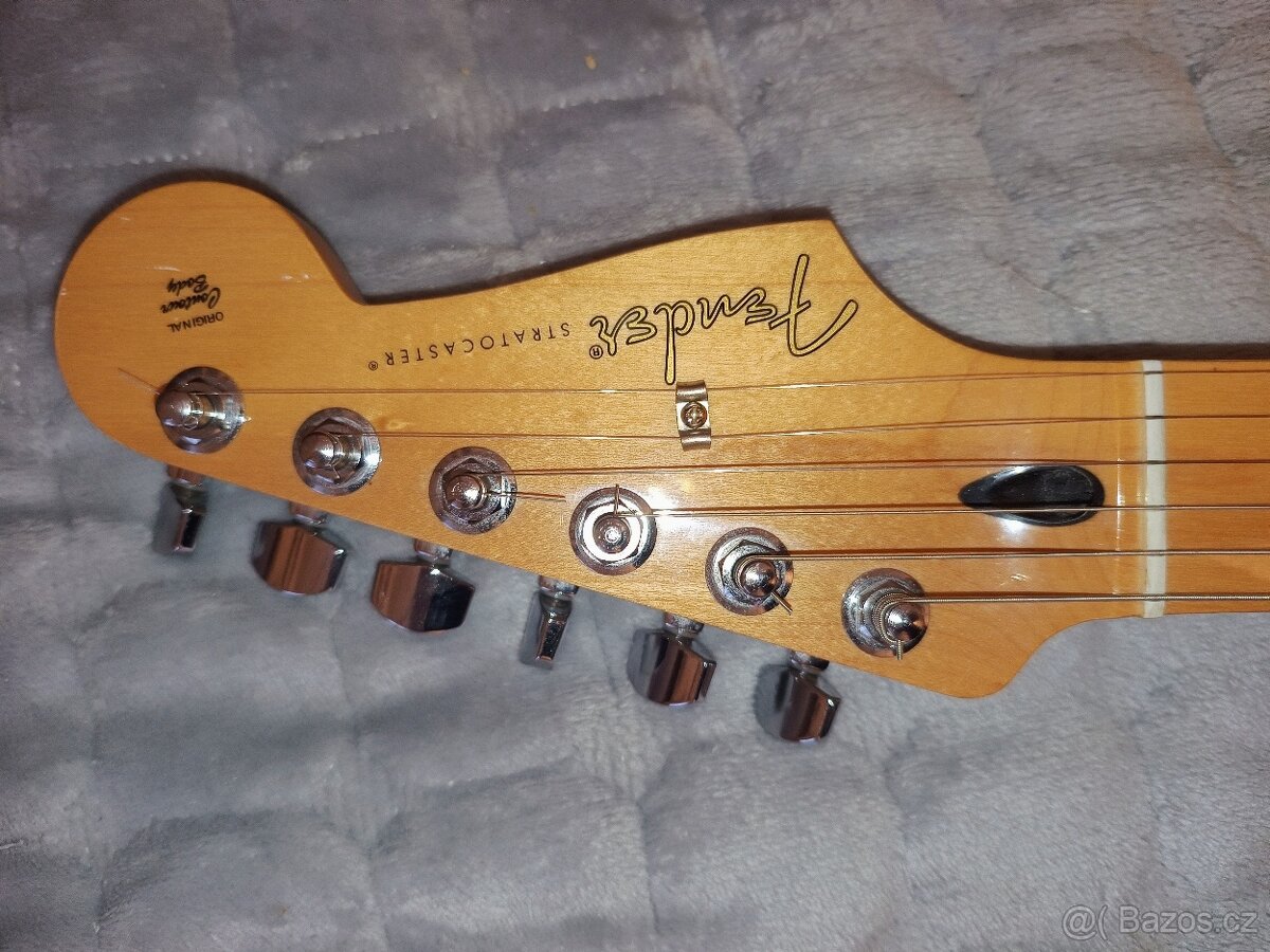 Fender Stratocaster Mex. - 3