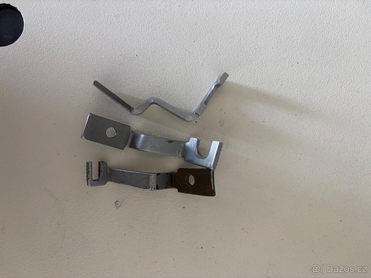 Prodám programovatelný rýglovací šicí stroj Juki LK-1900 - 3