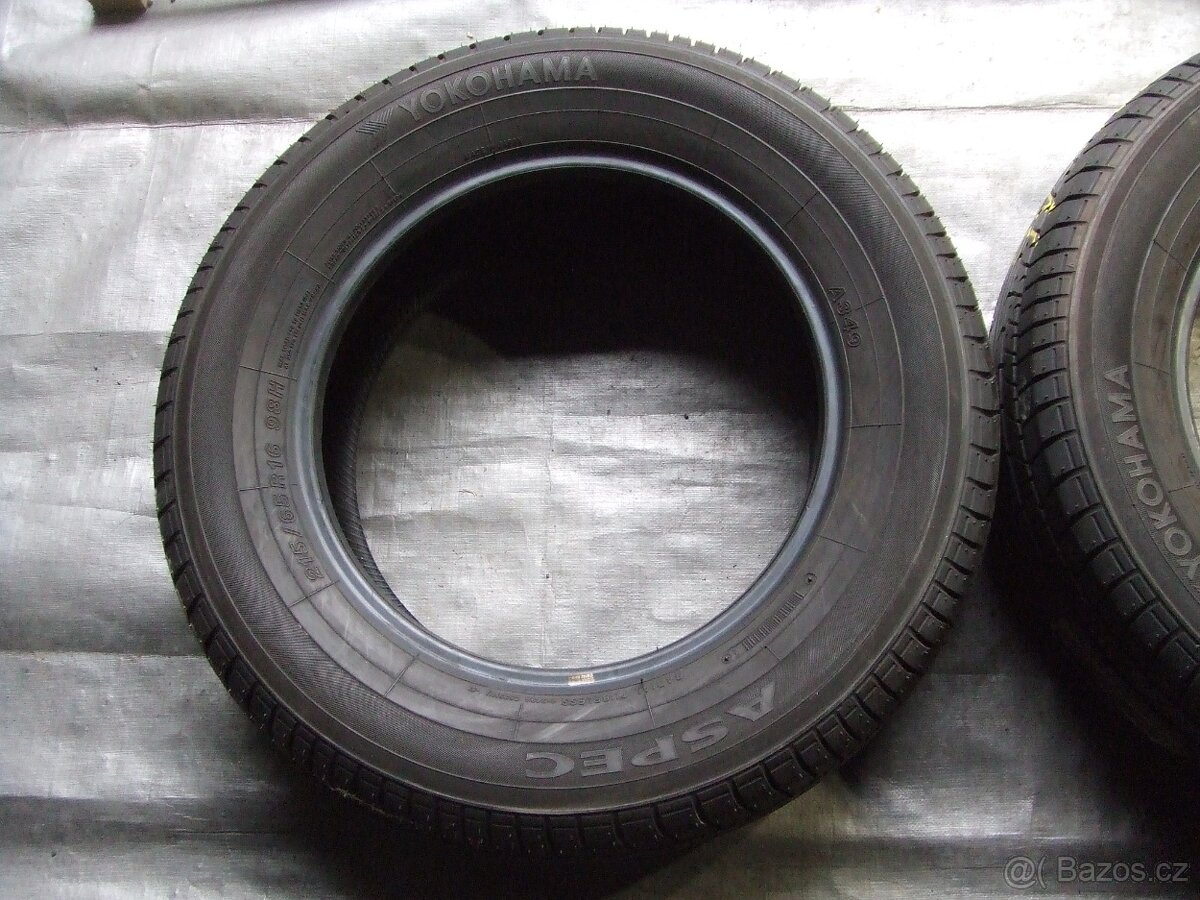 215 65 16 Yokohama, pneu letní, nové, 2ks - 3