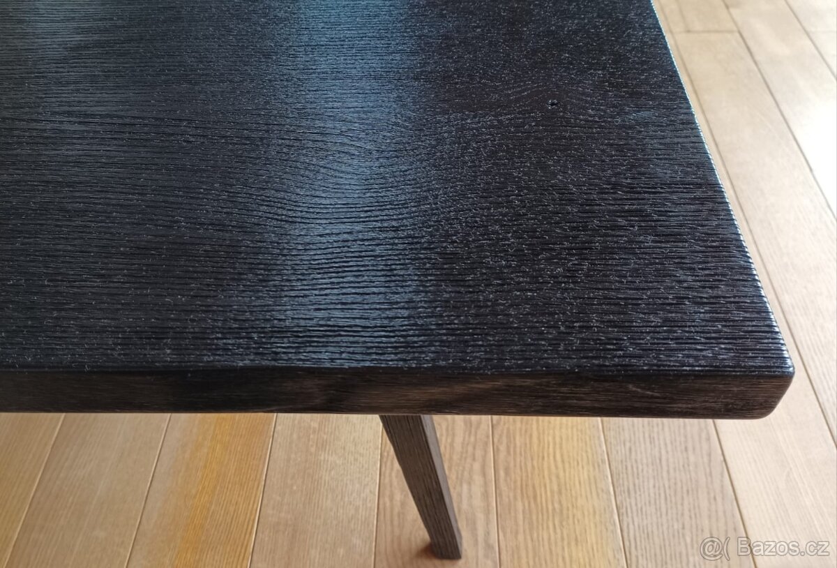 Konferenční stolek - 3