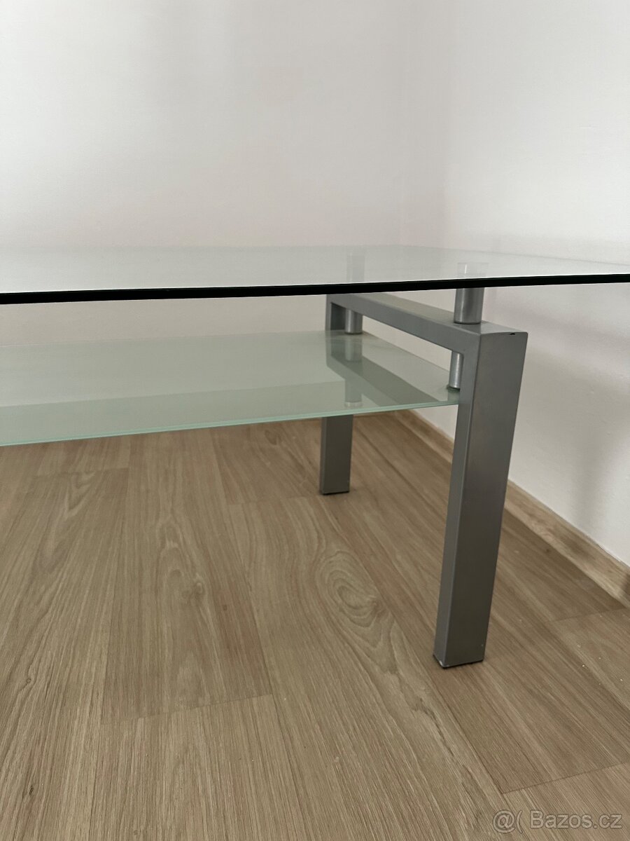 Skleněný konferenční stůl - 3