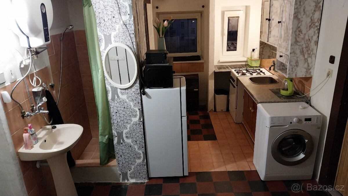 Pronájem bytu 1 +1, Jihlava - 3