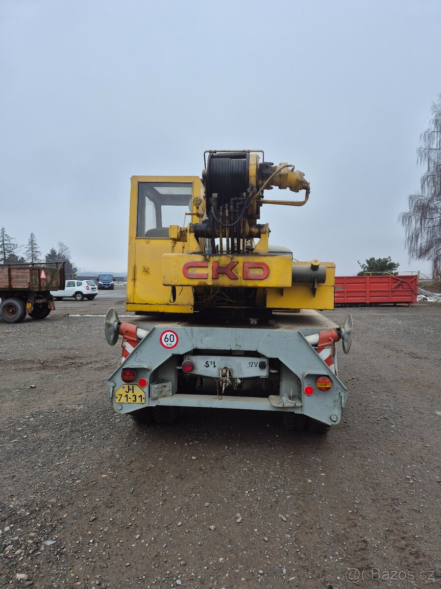 Autojeřáb Praga V3S - 3