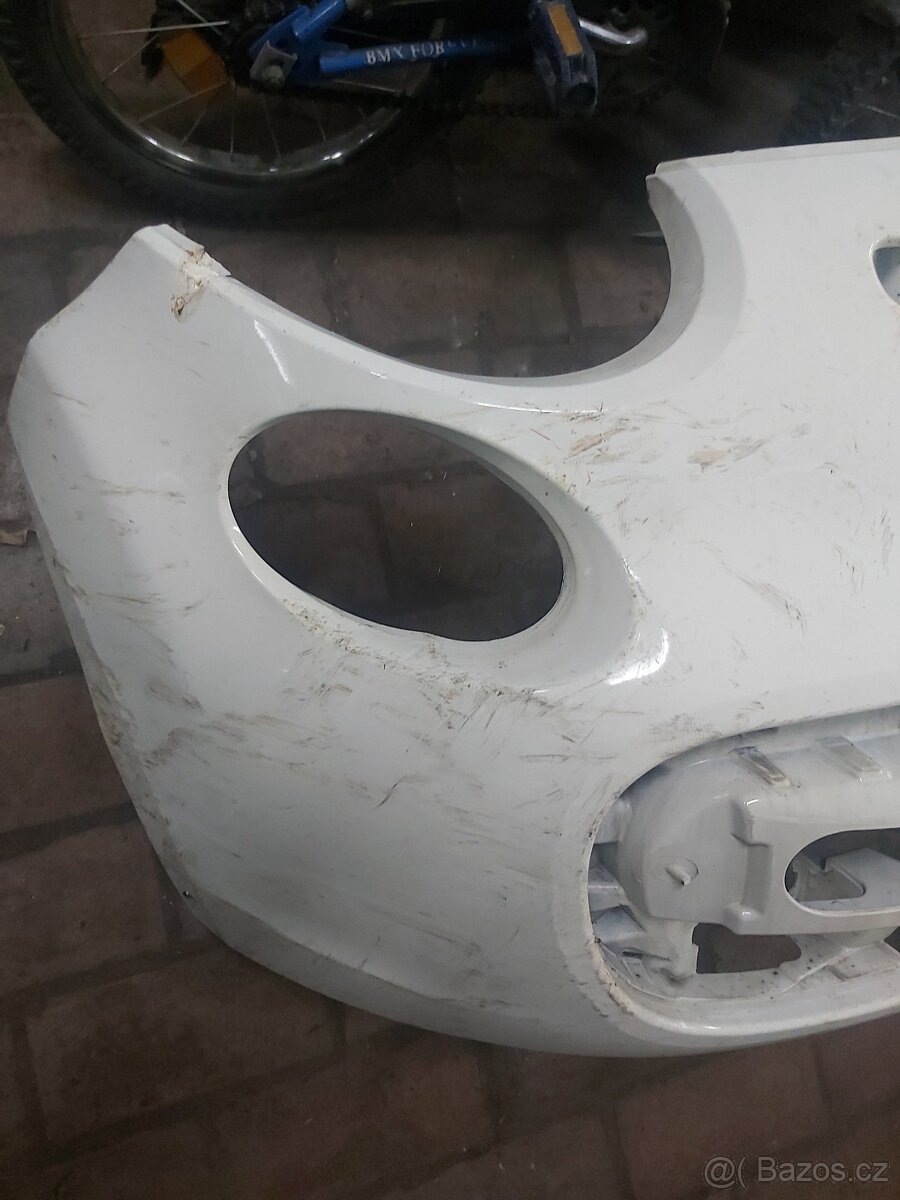 Fiat 500L přední nárazník - 3