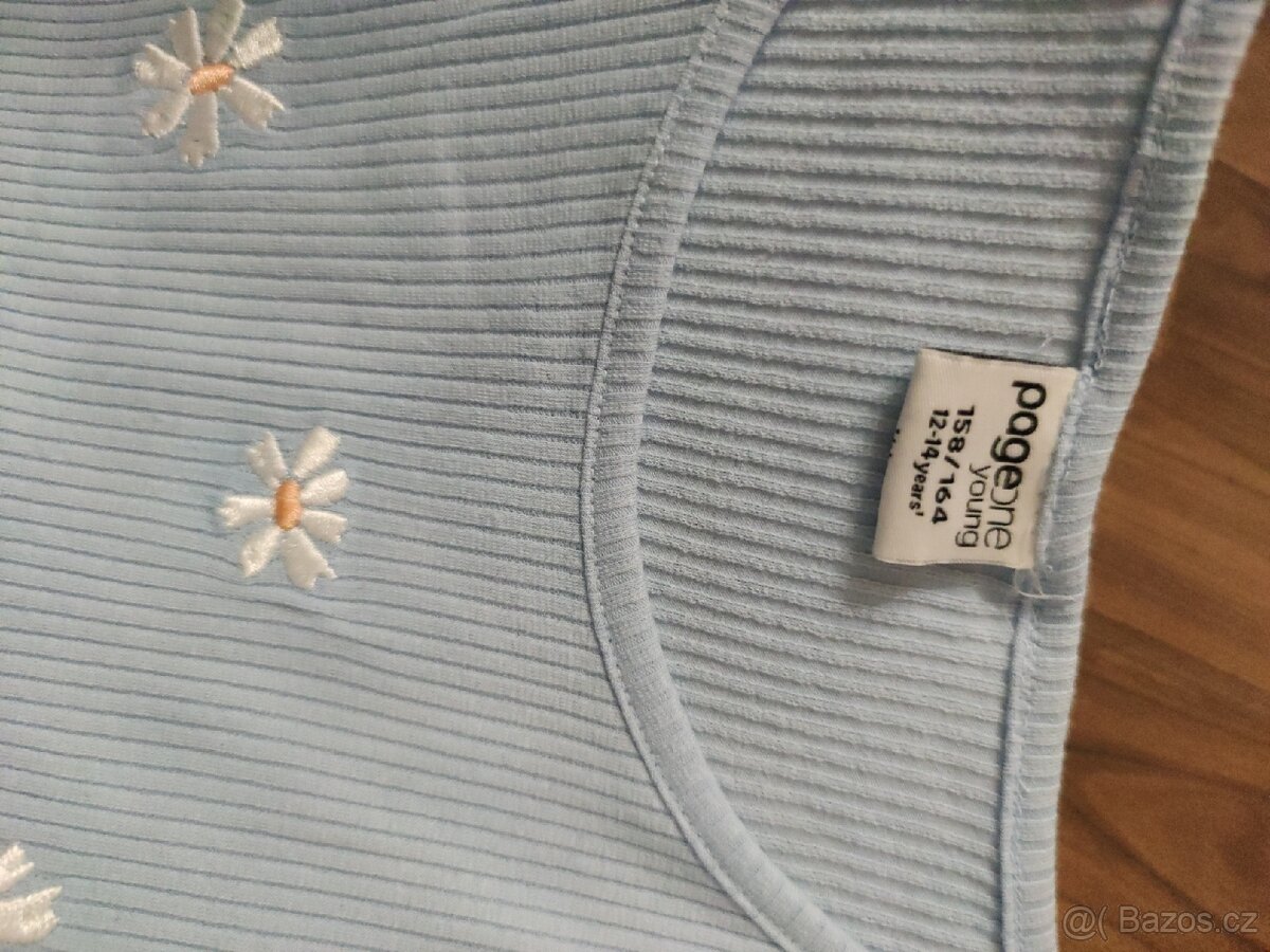 Tričko s kytičkama - 3