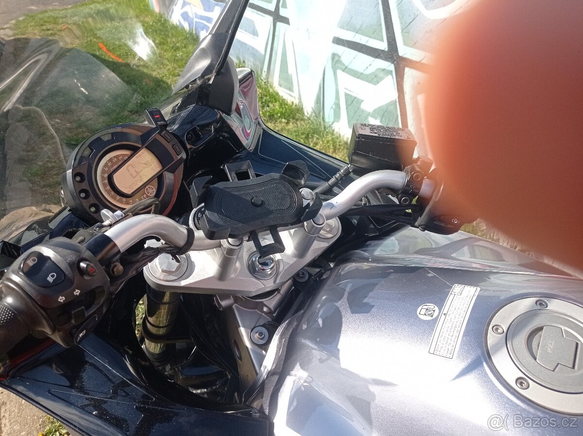 Yamaha Fazer 600 - 3