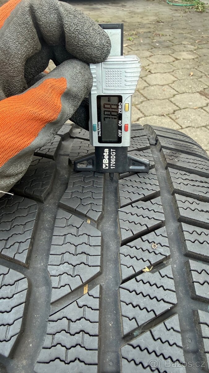 1ks zimní Continental 255/35/19 - 3