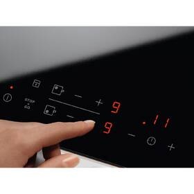 Sklokeramická varná deska Electrolux - 3