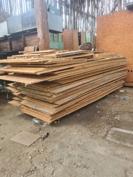 Soubor stavebního nářadí a stavebních hmot - 3