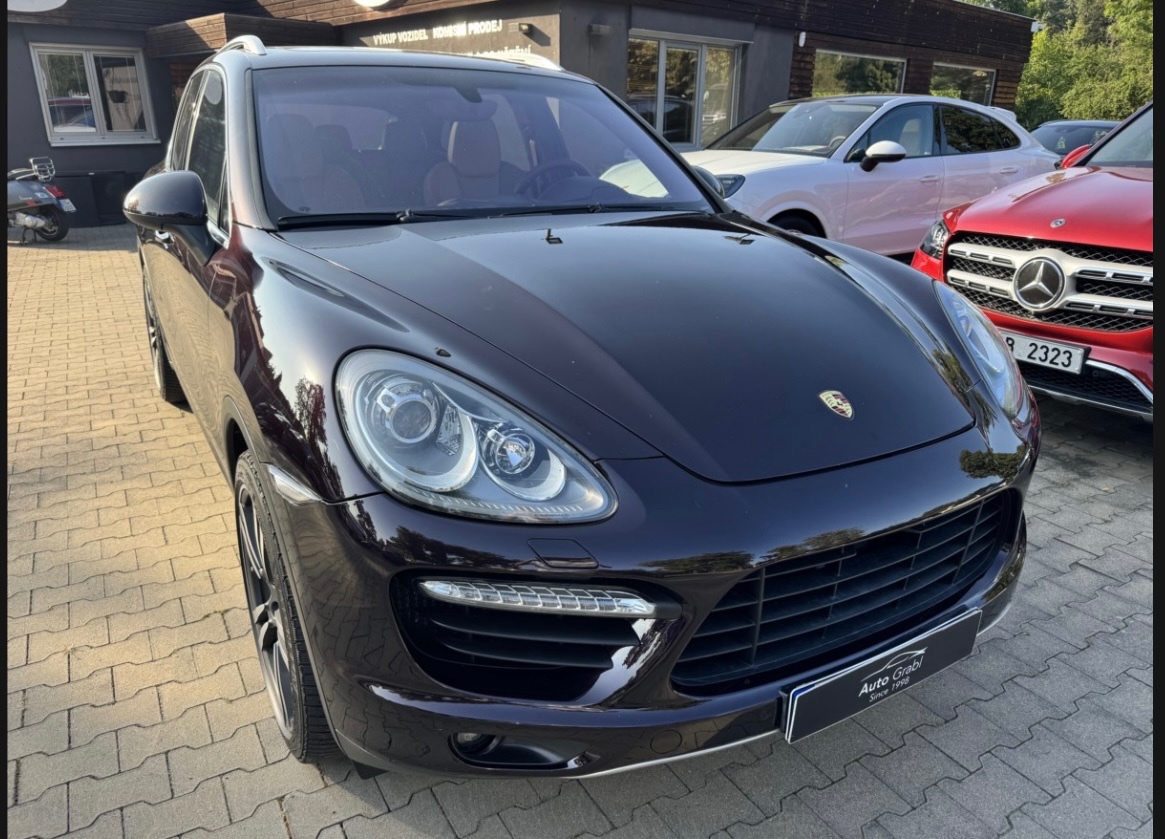 Porsche Cayenne Turbo - 3