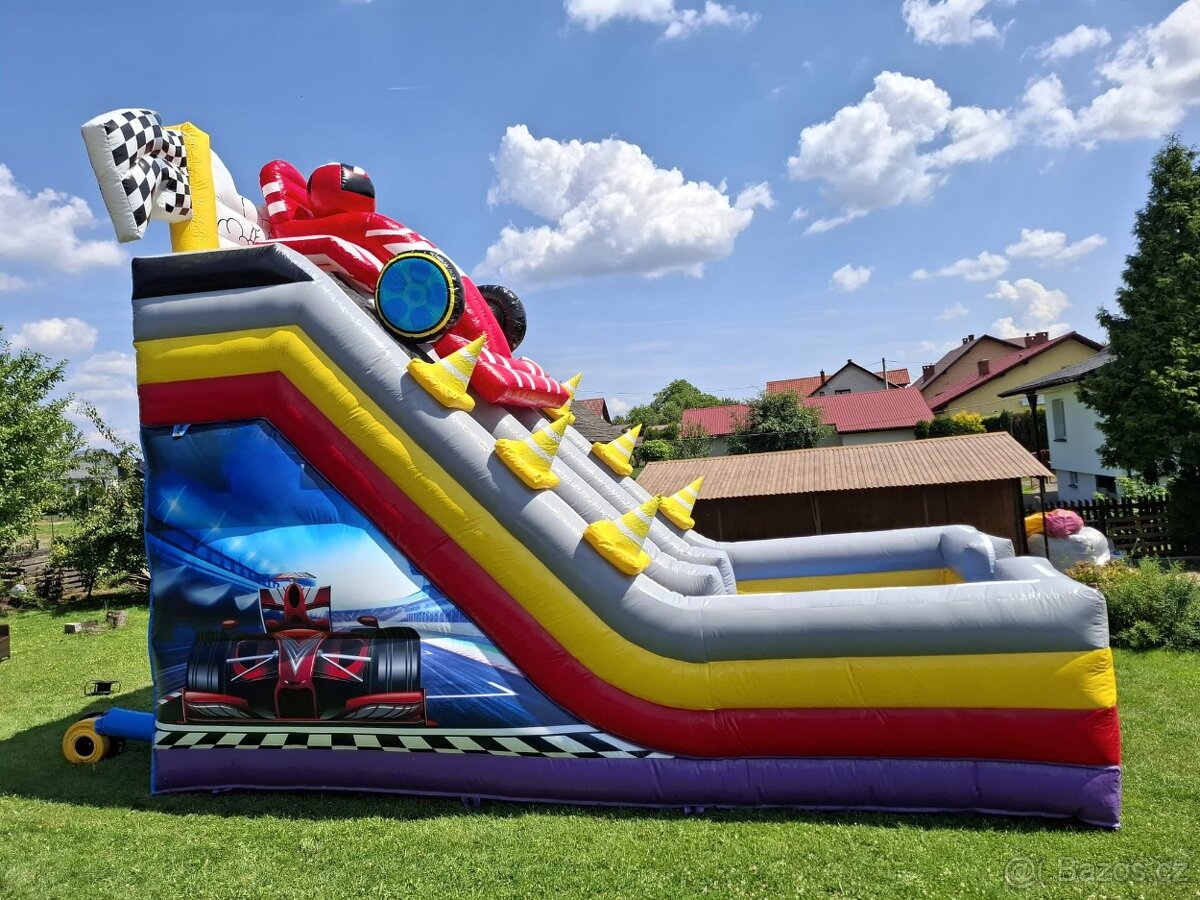 Prodám skakací hrad F1 - 3