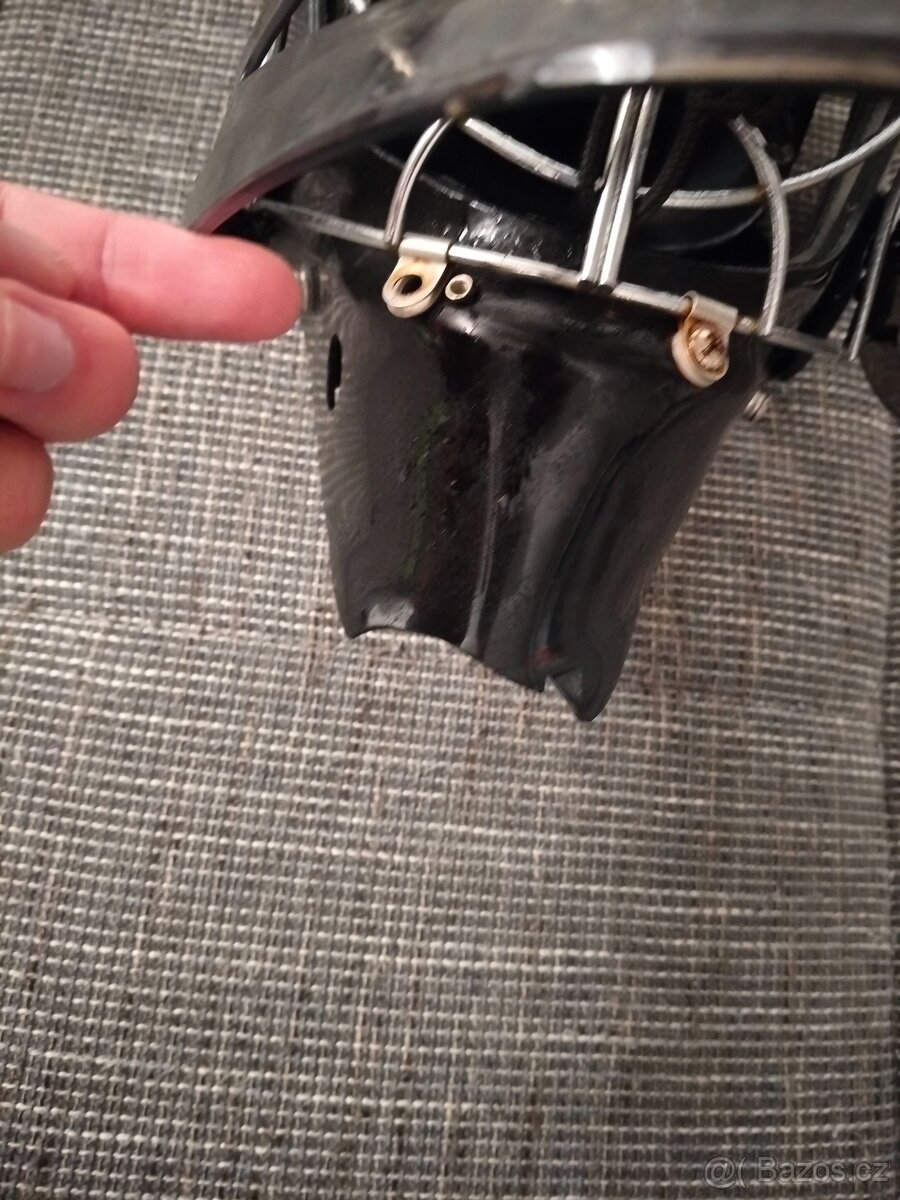 Brankářská helma - 3