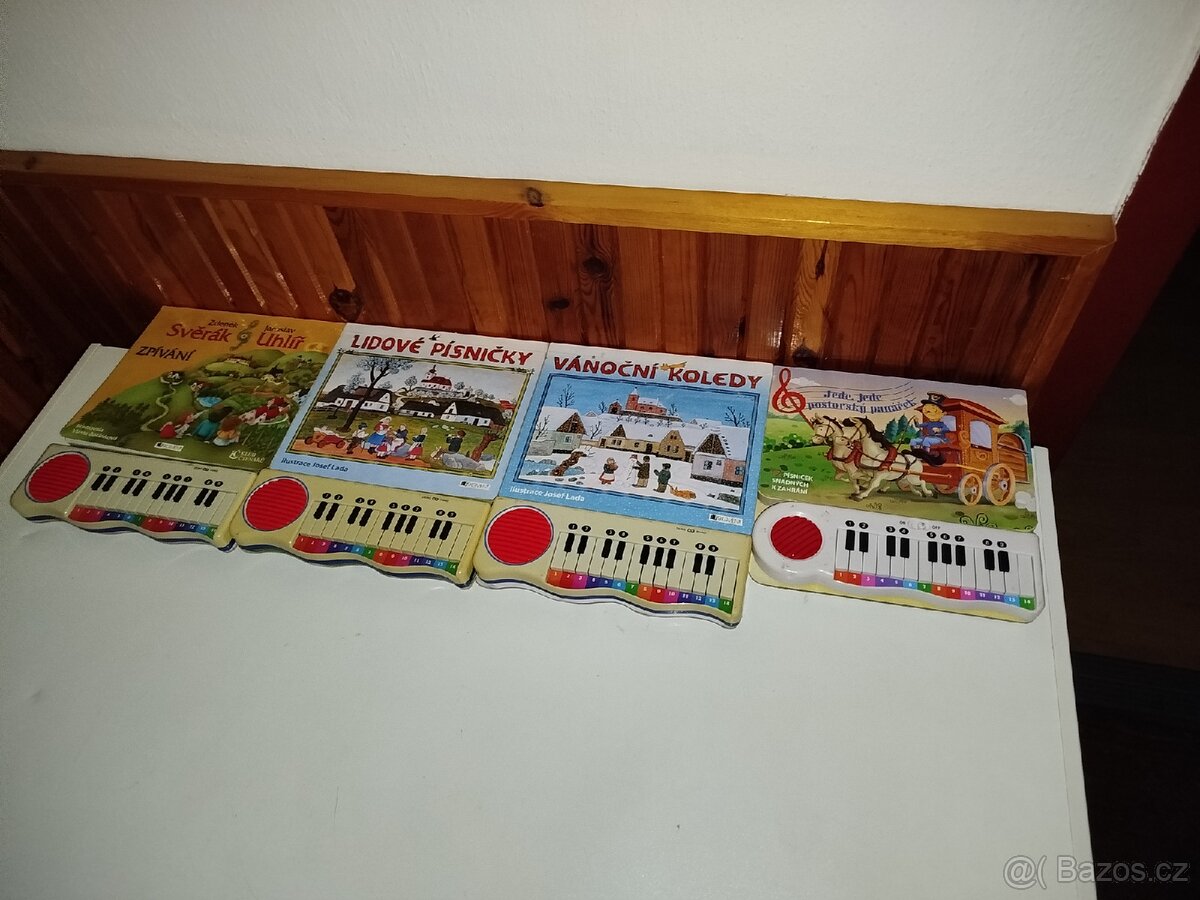 Knížky u kterých si děti můžou i zahrát. - 3