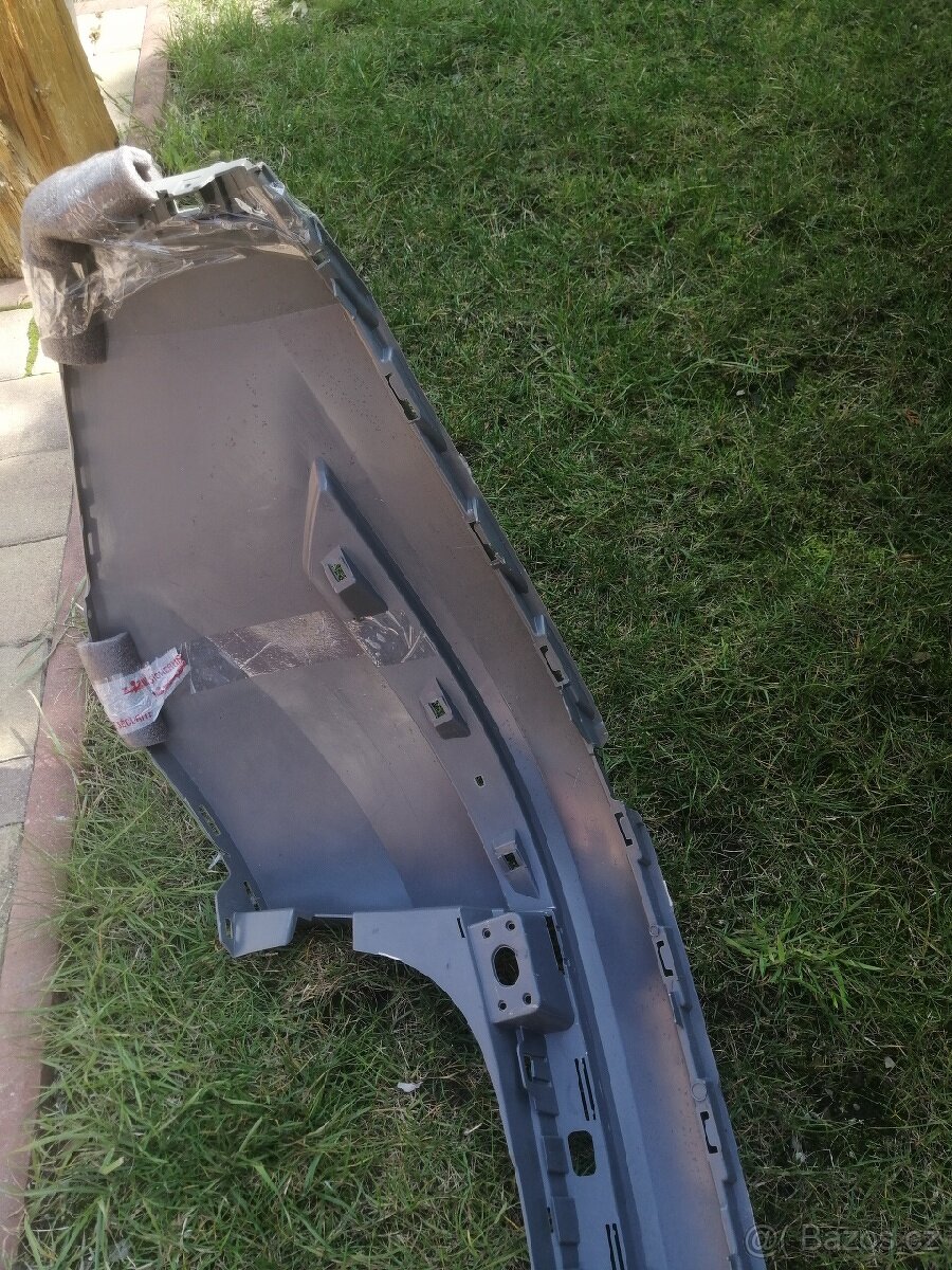 nový zadní nárazník vrchní škoda kodiaq facelift 2021 - 3