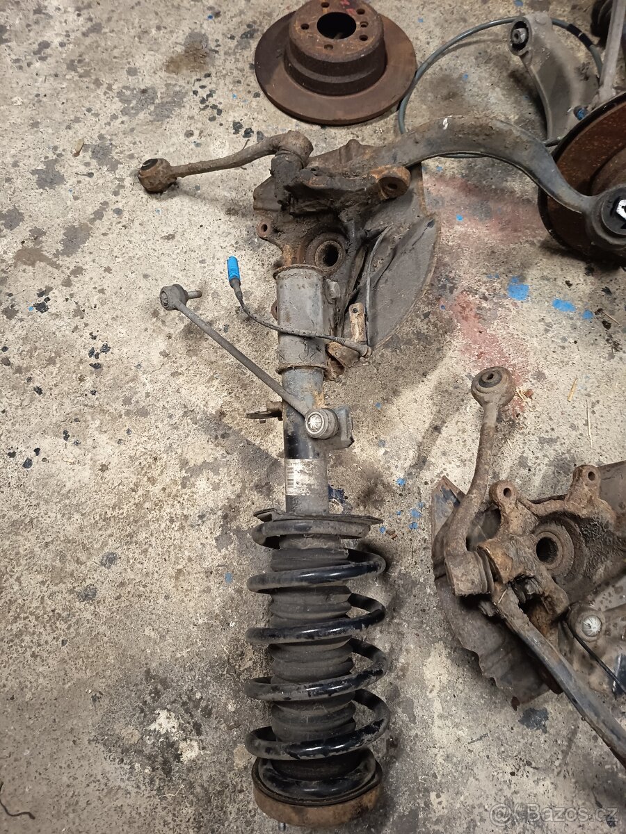 Těhlice BMW X5 e53 - 3