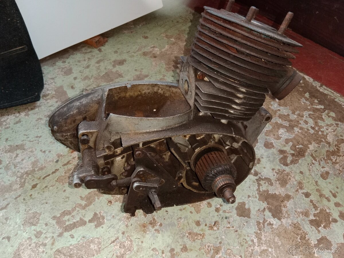 Motor Jawa 250 typ 353 - 3