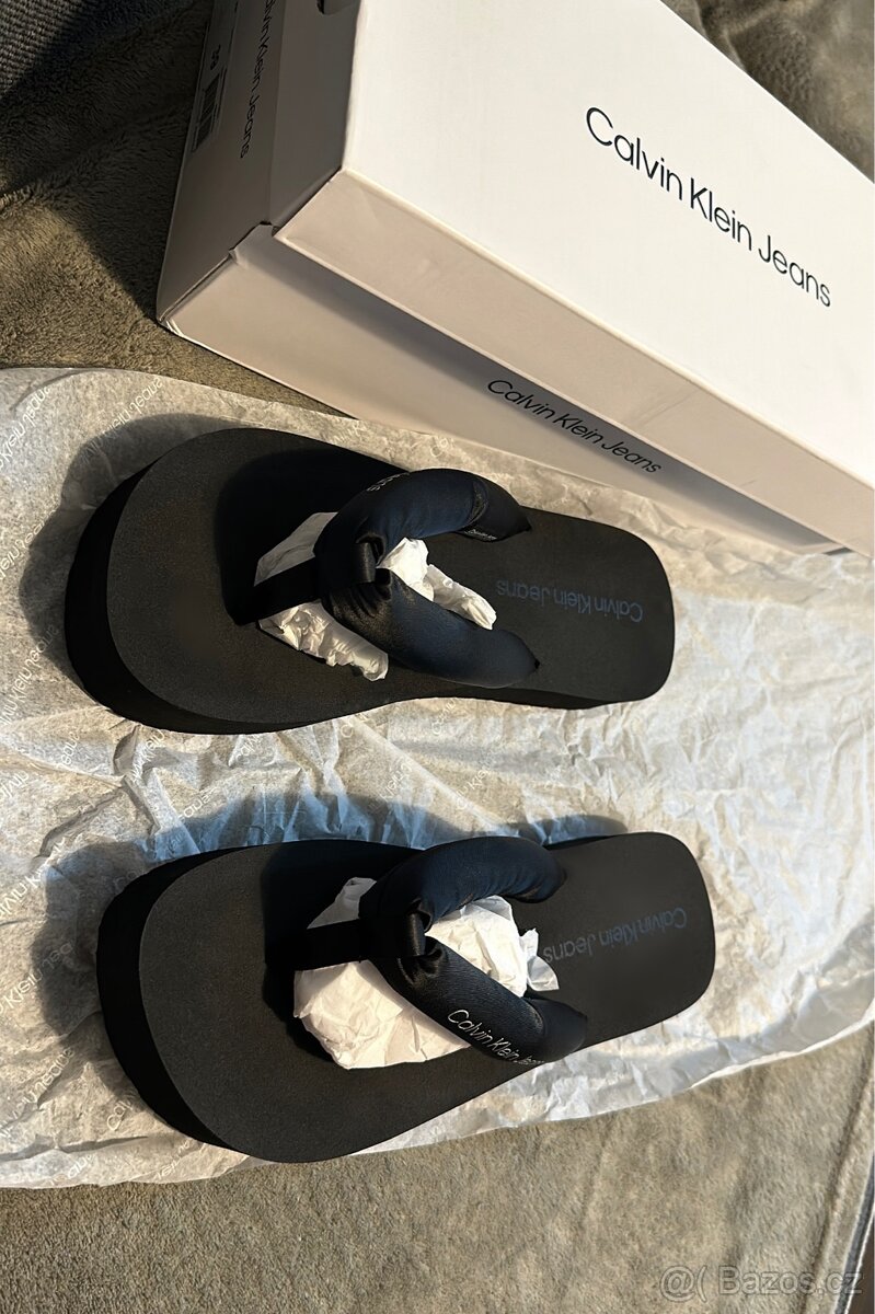 Dámské žabky Calvin Klein 39 - 3