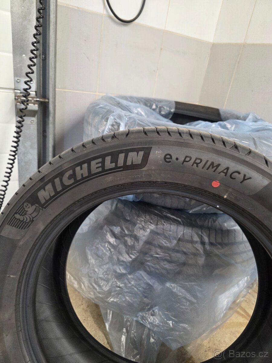 Michelin e-Primacy 225/55 R19 103V - 3