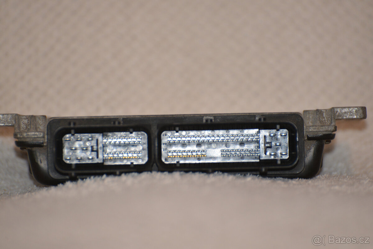 Mini Cooper R50 řídící jednotka motoru - 3