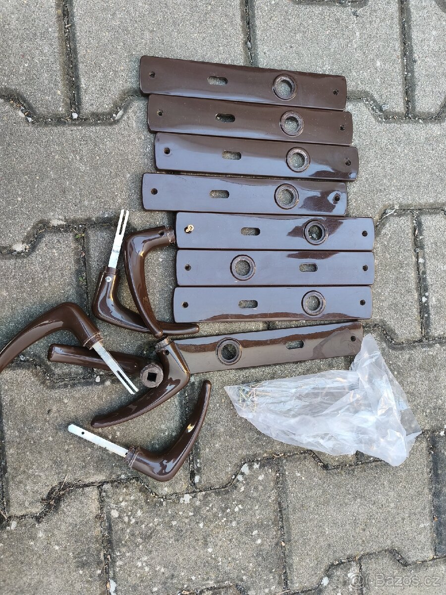 Dveřní kování - 3