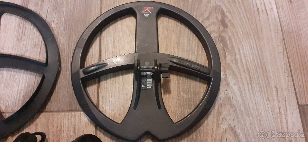 Detektor kovu XP DEUS - 3