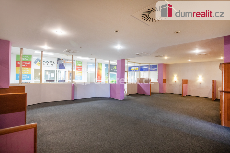 Pronájem, komerční prostory, sídl. Vltava, OC Vltavín, České - 3
