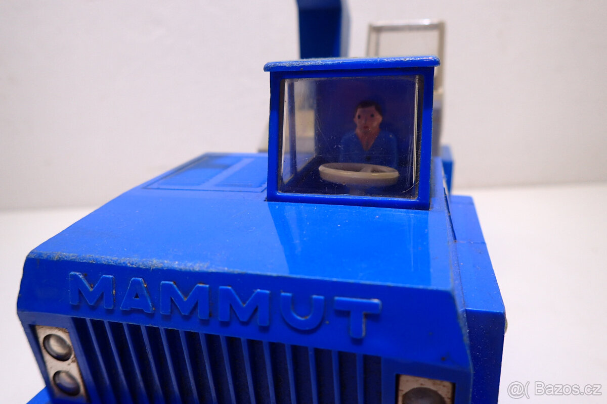 Jeřáb Mammut na setrvačník - Retro Hračky - 3