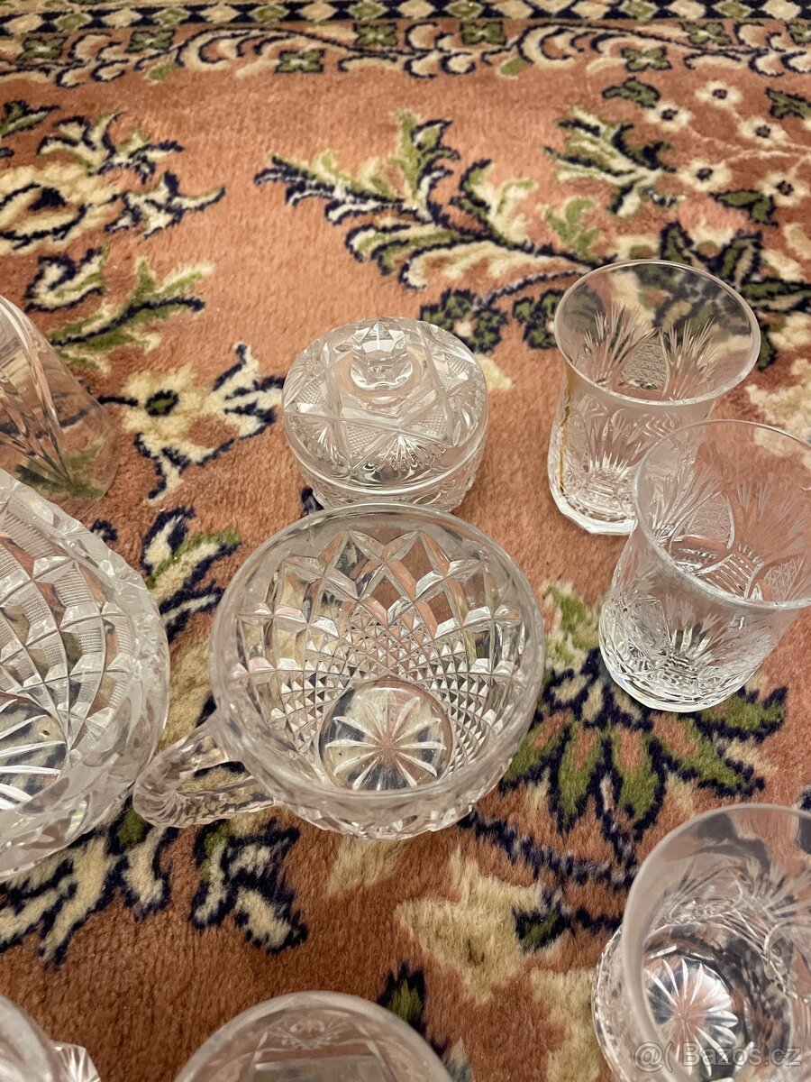 Starožitné broušené sklo - 3