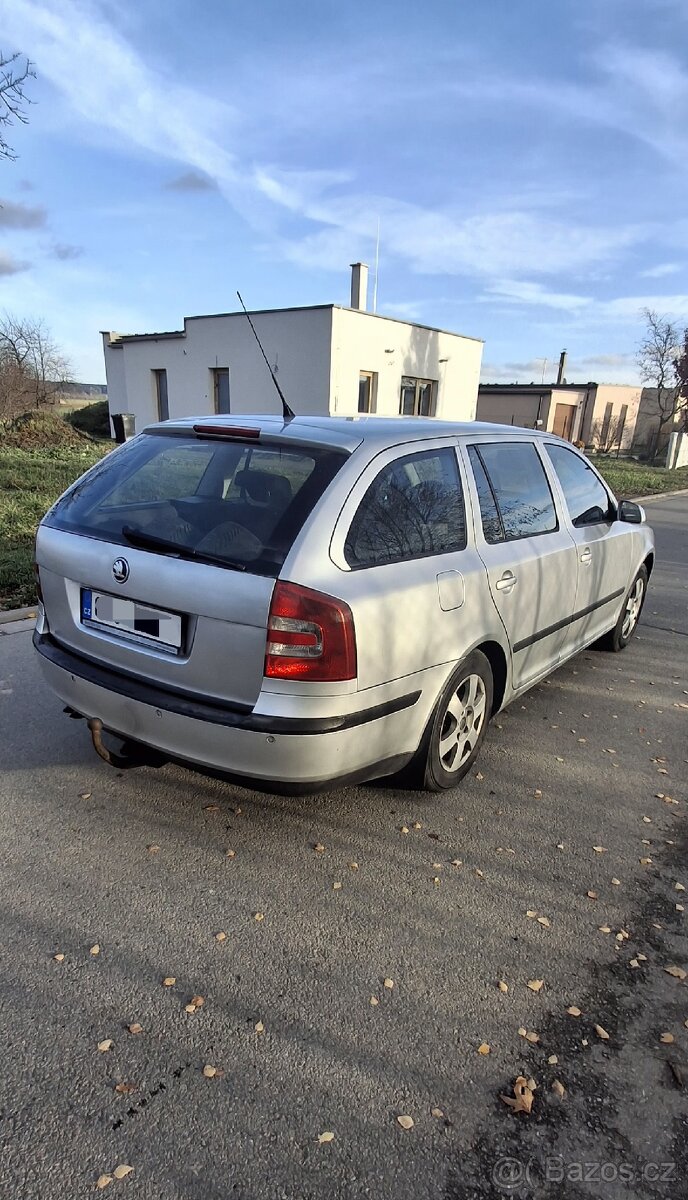 Škoda Octavia II 1.9 TDI 77kW Elegance - 3
