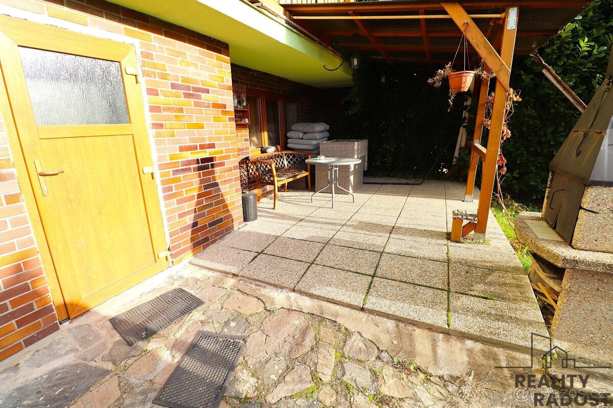 Pronájem bytu 1+1 s předzahrádkou v Ivančicích u Brna - 3