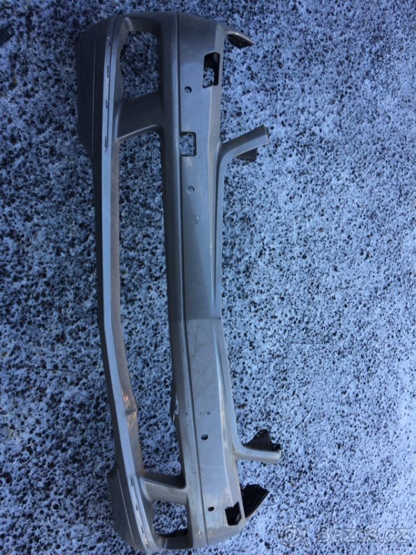 Přední nárazník mercedes-benz C (204) - 3