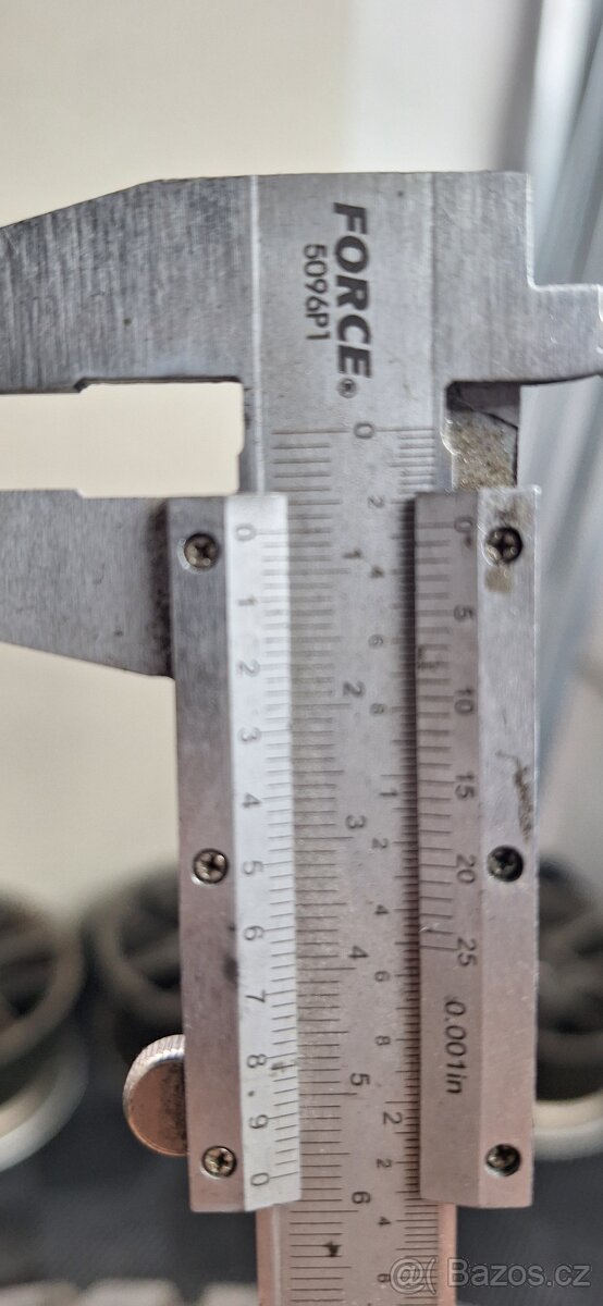 NEXEN 235/45/18 98Y DOT 0725 - 3